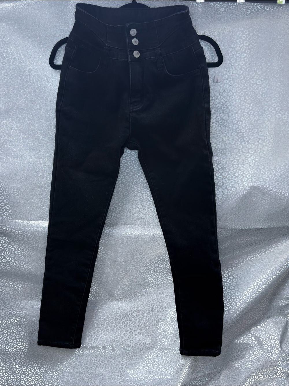 High-Rise Black Skinny Jeans with Triple Button Waist
